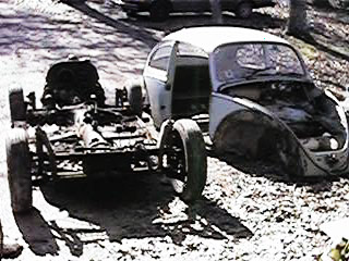 Body-And-Pan-In-Driveway-2.JPG (47273 bytes)